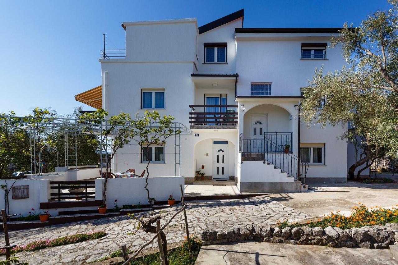 Apartments Zarko Brzac エクステリア 写真