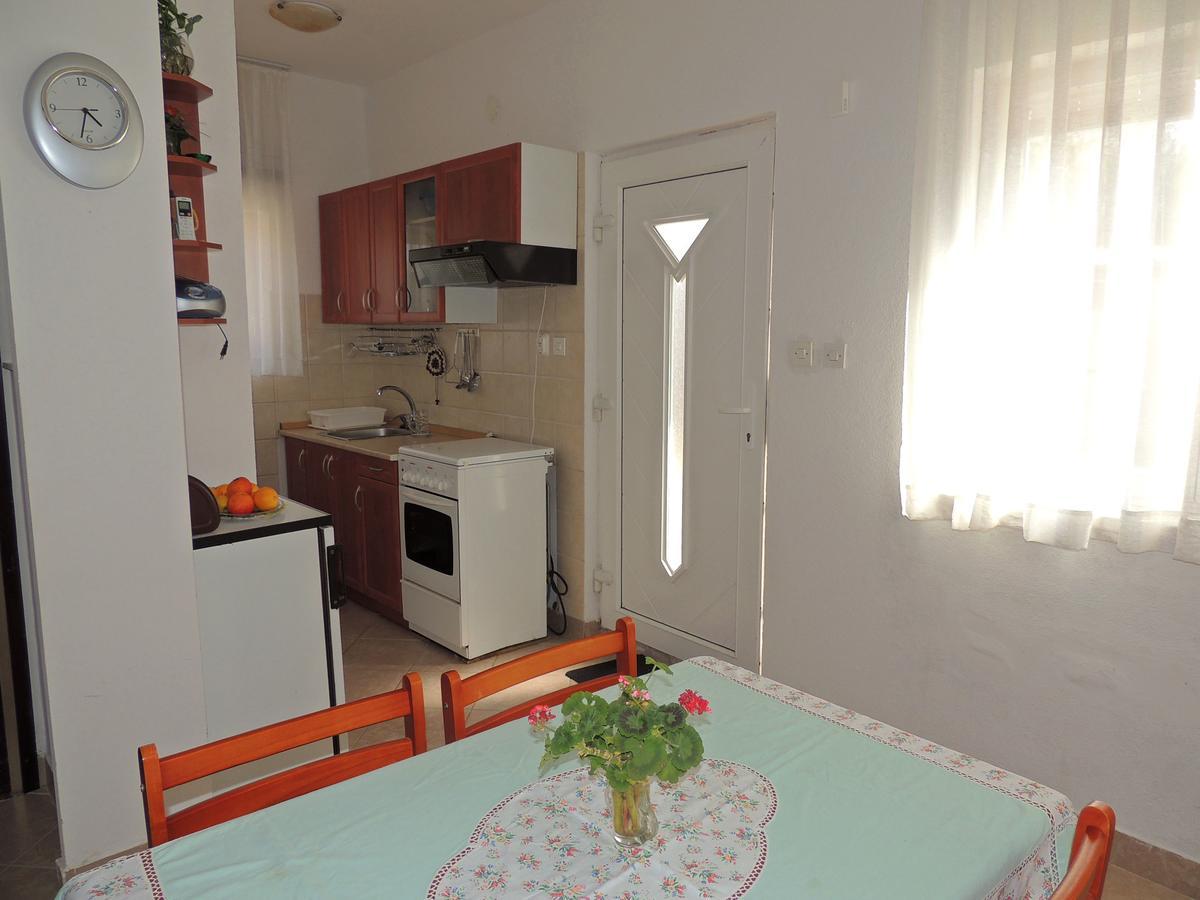 Apartments Zarko Brzac エクステリア 写真